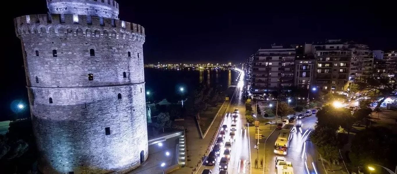 Μεγάλη συγκέντρωση διαμαρτυρίας κατά των αναγκαστικών εμβολιασμών και πιστοποιητικών στην Θεσσαλονίκη